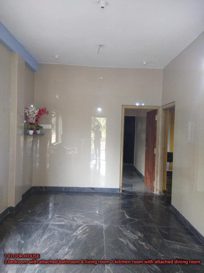 Sarvesh R Arundekar Home Stay Gokarna in Beach Side AC Room Exterior foto